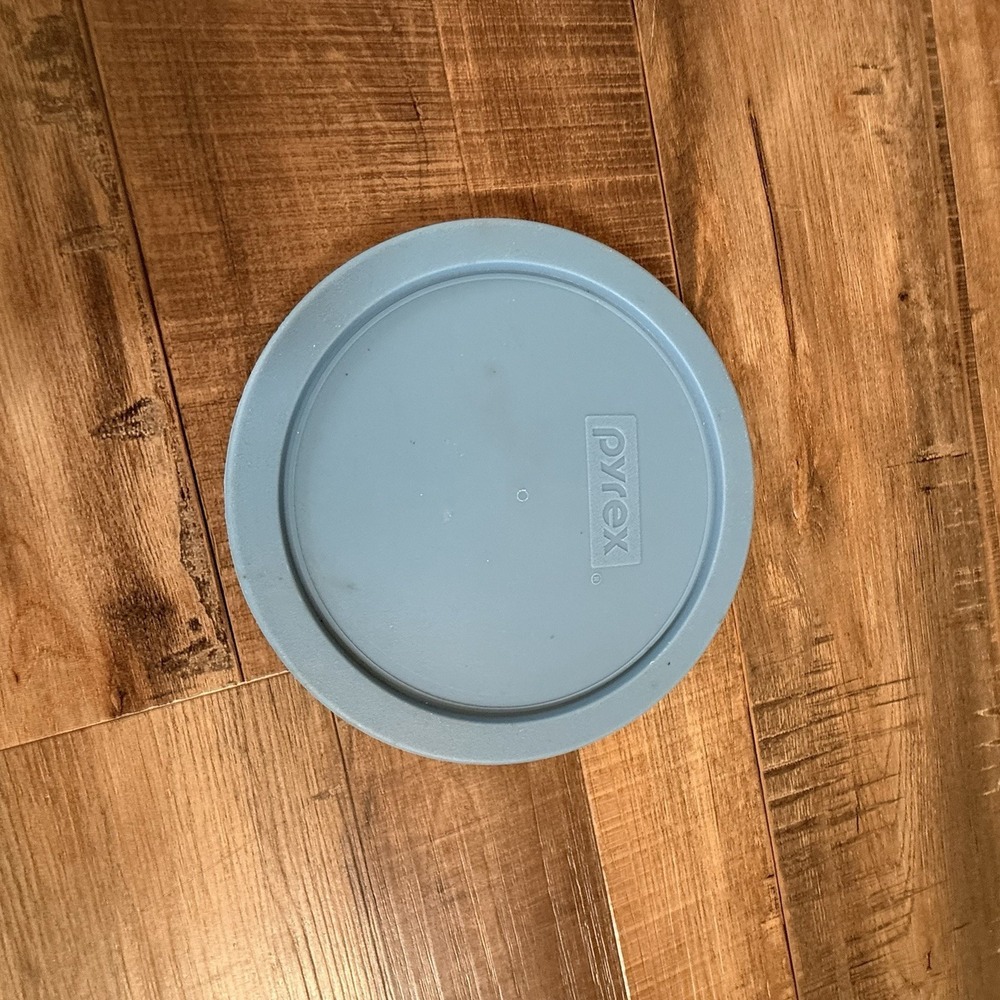 PYREX Replacement Lid 6 Inch Blue